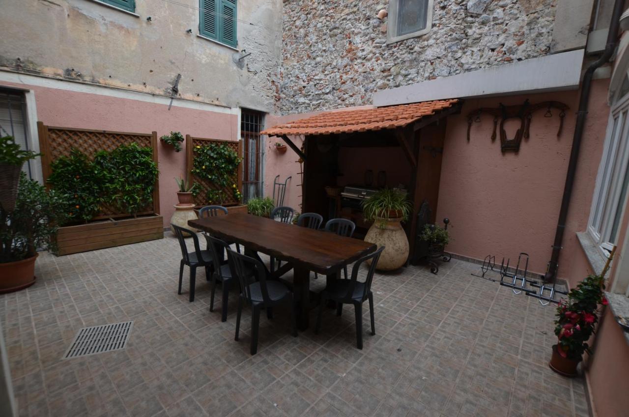 B&B Finalex Finale Ligure Exterior foto